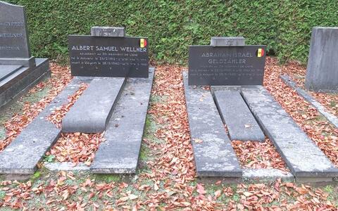 Militairen op het Joodse perk van het Schoonselhof