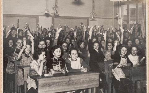 Schoolgaan in oorlogstijd