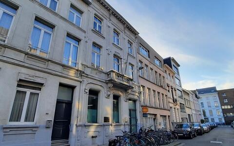 Een ochtend in de synagoge: nieuw ontdekt politieverslag over de razzia van 28-29 augustus 1942