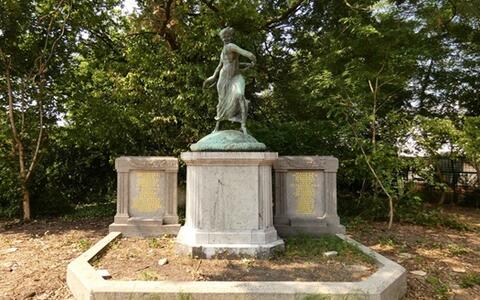 Monument van de maand: Herdenkingsmonument van Beerschot Athletic Club