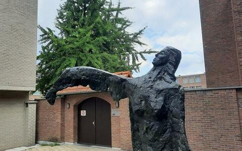 Monument van de maand: Beeld van de Vrede