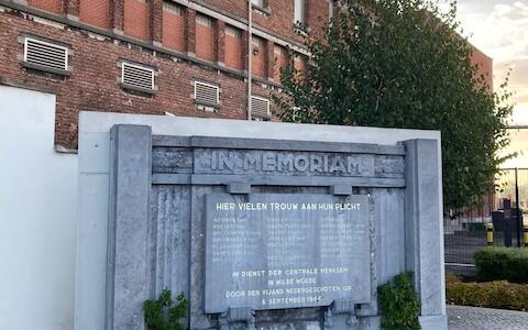 Monument van de maand: Oorlogsmonument Straalstraat Merksem