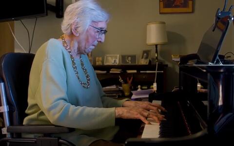 De oudste getuige vertelt een muzikaal oorlogsverhaal