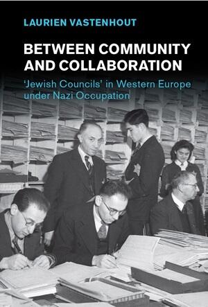 Cover van het boek 'Between community and collaboration'