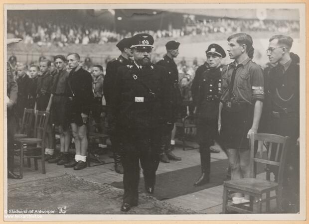 Staf De Clercq op een meeting in het Sportpaleis